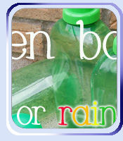 10 collaged bottles to decorate a wall ..