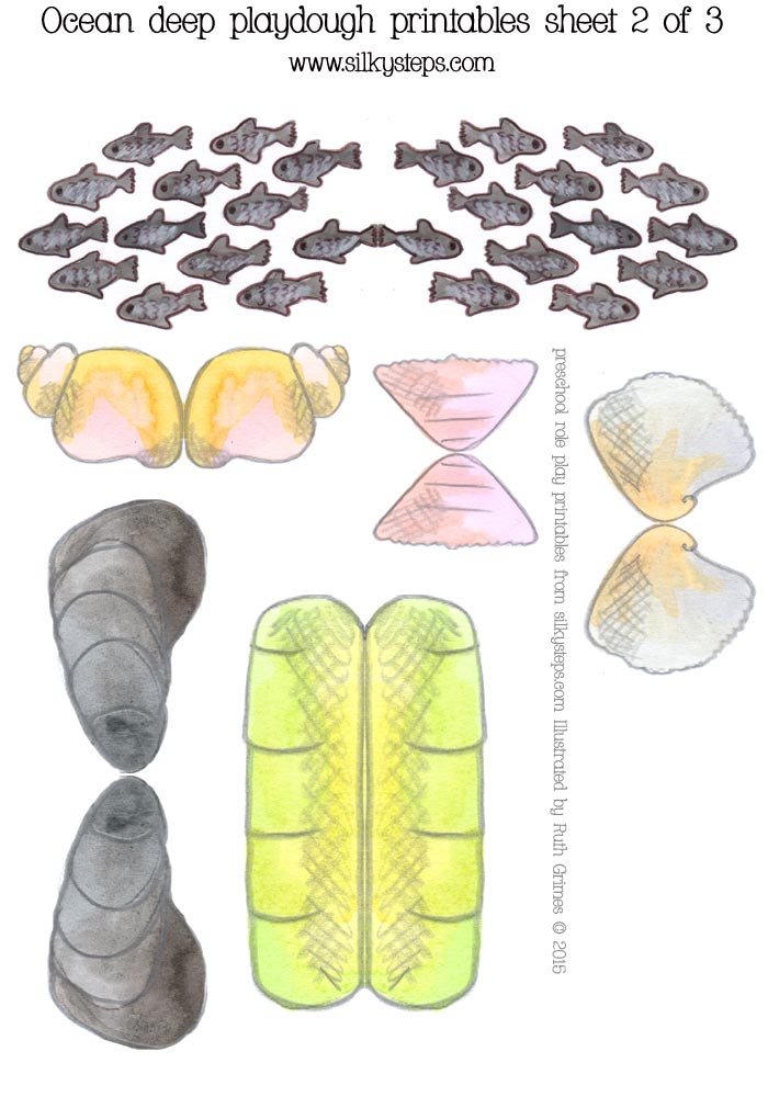 Playdough activity for under the sea theme - fish shoal and seashell role play printables