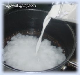 Combine the finger paste ingredients