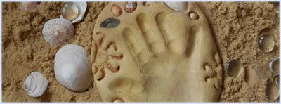 Sand clay recipe on playdough-activities.com